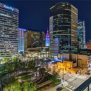 Larimer Square, Parking Included, At The Windsor Apartment
